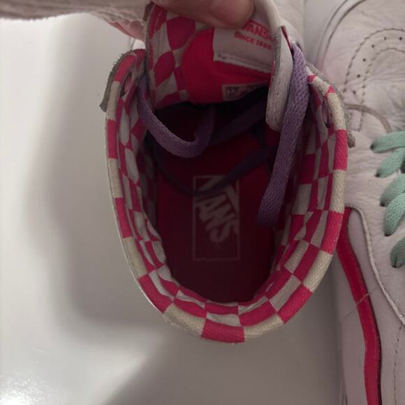 Vans White/Pink Checkered Lined, High Tops- 8.5W - Picture 8 of 9